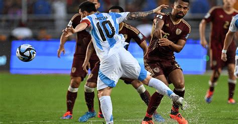 cuanto va ecuador vs argentina hoy